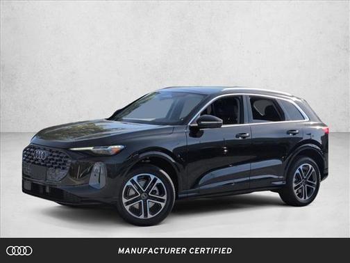 Mythos Black Metallic 2025 Audi Q5 Premium Plus TFSI quattro S tronic