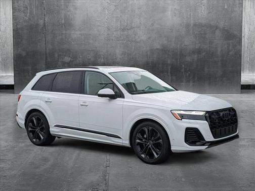 2025 Audi Q7 55 Prestige