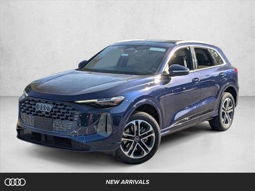 Navarra Blue Metallic 2025 Audi Q5 Premium Plus TFSI quattro S tronic