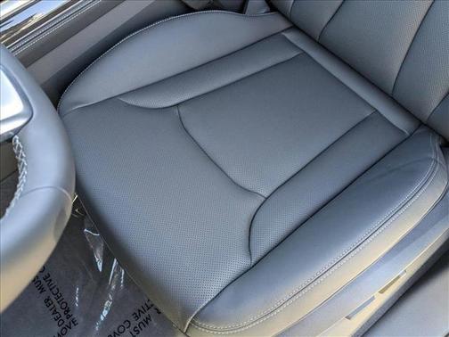 Glacier White Metallic 2026 Audi Q7 55 Premium Plus