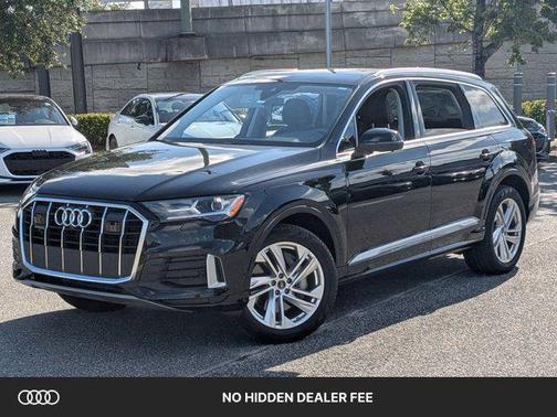 Mythos Black Metallic 2023 Audi Q7 45 Premium