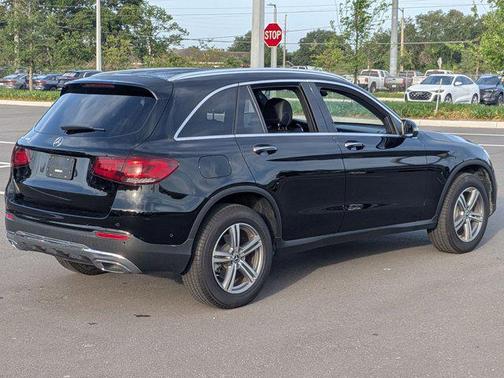 Graphite Grey Metallic 2022 Mercedes-Benz GLC 300 Base
