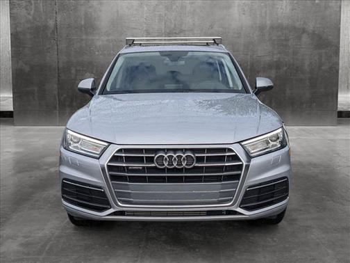 Photo 2 of 25 of 2019 Audi Q5 2.0T Premium