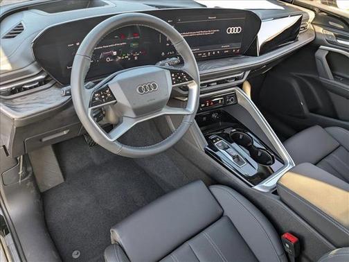 2025 Audi Q5 Premium Plus TFSI quattro S tronic