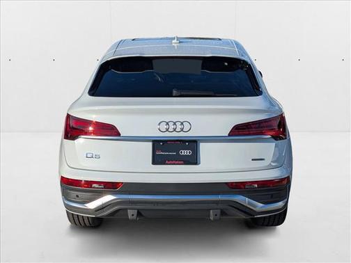 2021 Audi Q5 45 Premium Plus