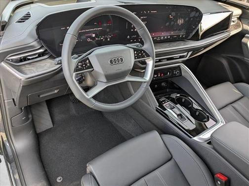 2025 Audi Q5 Premium Plus TFSI quattro S tronic