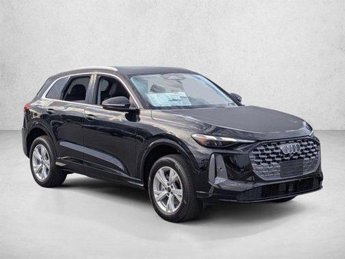 Mythos Black Metallic 2026 Audi Q5 Premium TFSI quattro S tronic