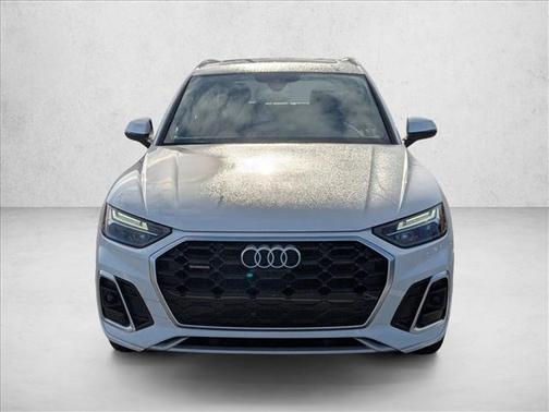 Glacier White Metallic 2023 Audi Q5 45 S line Premium Plus