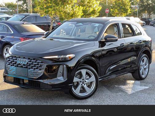 2025 Audi Q5 Premium Plus