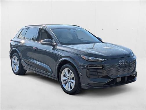 2025 Audi Q6 e-tron Premium Plus
