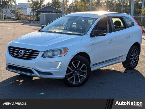 2017 Volvo XC60 T6 Dynamic
