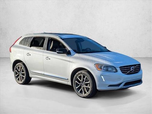 2017 Volvo XC60 T6 Dynamic