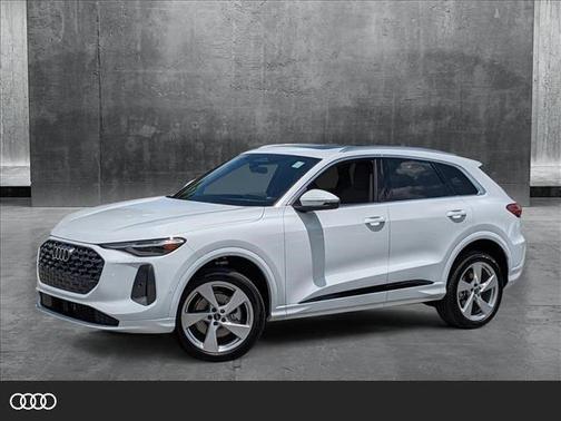 2025 Audi Q5 Premium Plus