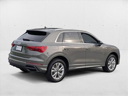 2025 Audi Q3 Premium 45 TFSI S line quattro Tiptronic