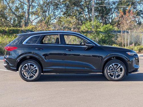 2025 Audi Q5 Premium Plus TFSI quattro S tronic