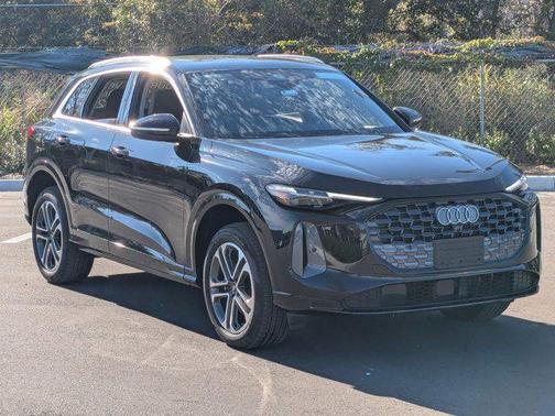 2025 Audi Q5 Premium Plus TFSI quattro S tronic