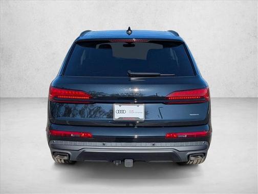 2026 Audi Q7 45 Premium