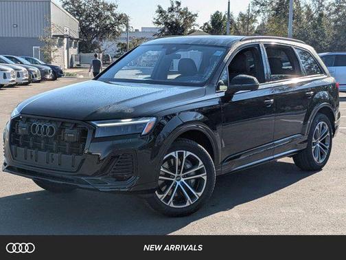 2026 Audi Q7 45 Premium