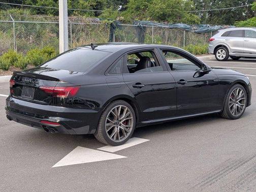 Mythos Black Metallic 2023 Audi S4 Premium Plus TFSI quattro Tiptronic
