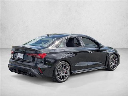 Mythos Black Metallic 2026 Audi RS 3 TFSI quattro S tronic