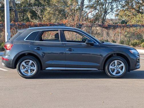 2023 Audi Q5 40 Premium