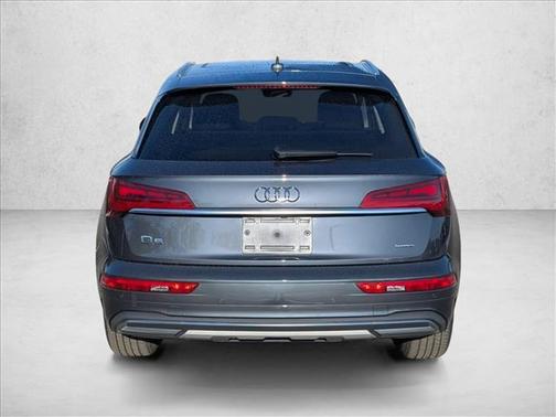 2023 Audi Q5 40 Premium