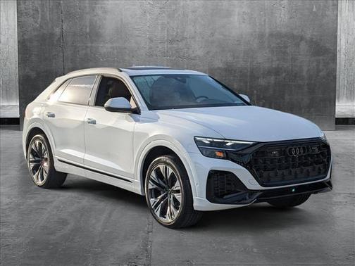 2025 Audi Q8 55 Premium