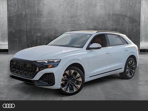2025 Audi Q8 55 Premium