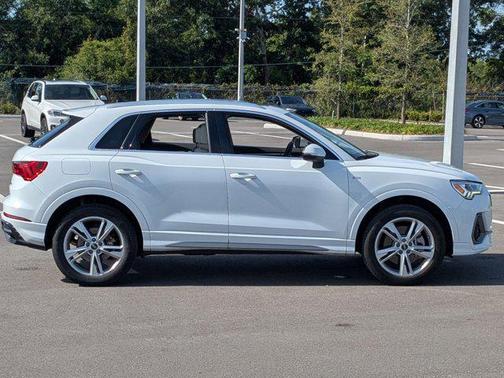 2022 Audi Q3 45 S line Premium Plus