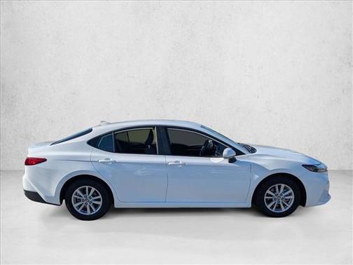 Ice Cap 2025 Toyota Camry LE