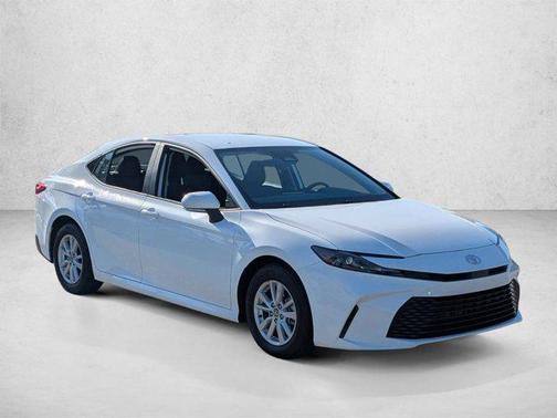 Ice Cap 2025 Toyota Camry LE