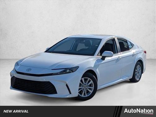 Ice Cap 2025 Toyota Camry LE
