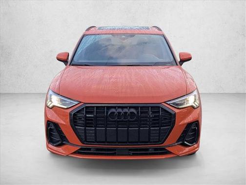 2024 Audi Q3 Premium 45 TFSI S line quattro Tiptronic