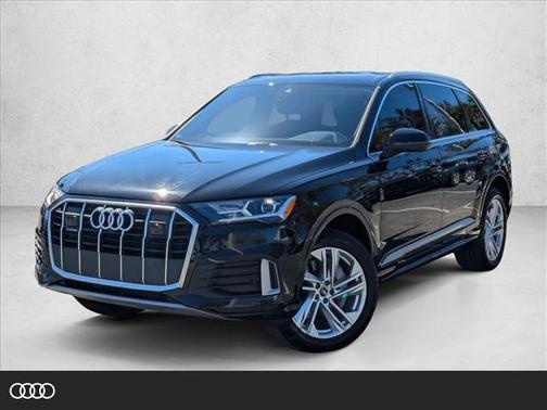 2023 Audi Q7 45 Premium