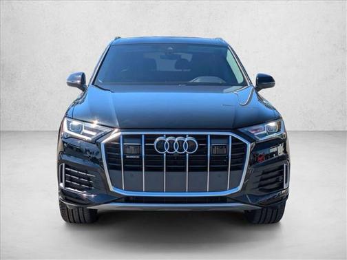 2023 Audi Q7 45 Premium
