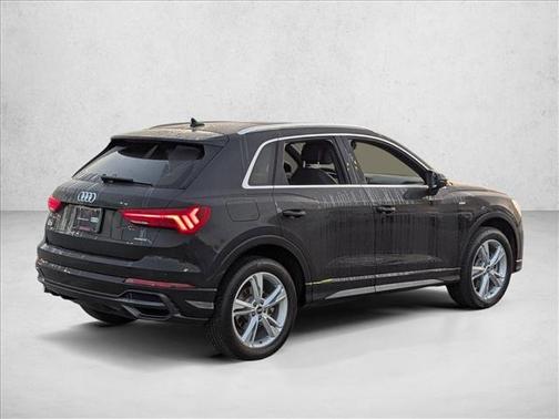 Mythos Black Metallic 2022 Audi Q3 45 S line Premium Plus