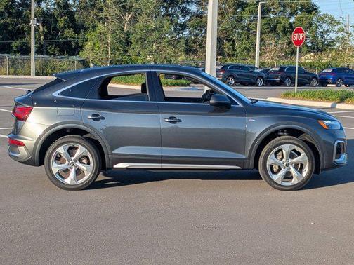 Daytona Gray Pearl Effect 2023 Audi Q5 45 S line Premium Plus