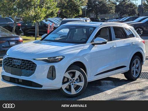 2025 Audi Q5 Premium Plus