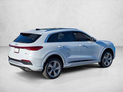 2025 Audi Q5 Premium Plus