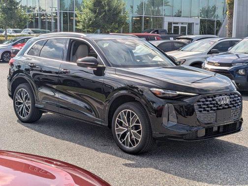 2025 Audi Q5 Premium Plus