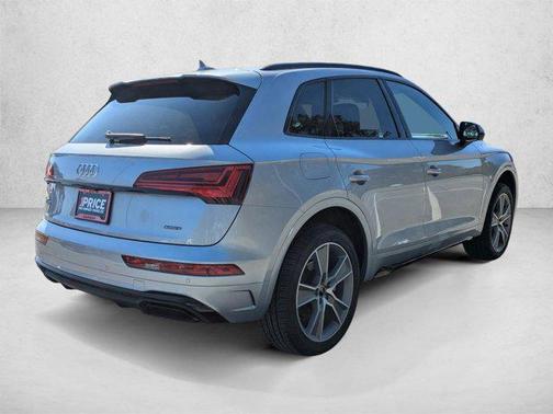 Florett Silver Metallic 2025 Audi Q5 45 S line Premium