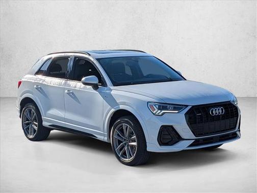 2025 Audi Q3 Premium 45 TFSI S line quattro Tiptronic