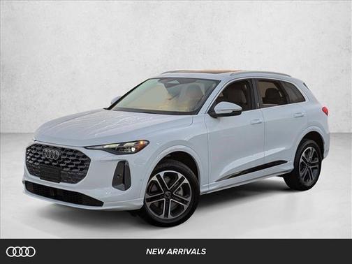 Arkona White 2025 Audi Q5 Premium TFSI quattro S tronic