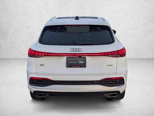 Arkona White 2025 Audi Q5 Premium TFSI quattro S tronic