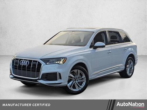 Glacier White Metallic 2023 Audi Q7 45 Premium Plus