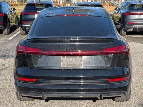 2023 Audi e-tron Sportback S line Premium Plus