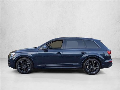 2026 Audi Q7 55 Premium Plus