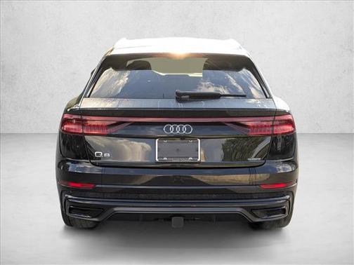 2023 Audi Q8 55 Prestige