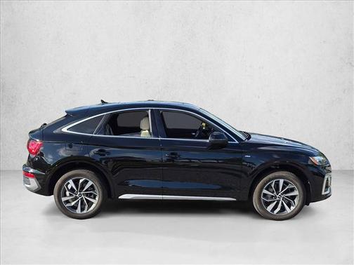 Mythos Black Metallic 2022 Audi Q5 45 S line Premium Plus