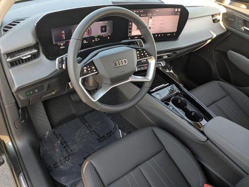 Daytona Gray Pearl Effect 2026 Audi Q3 TFSI quattro S tronic